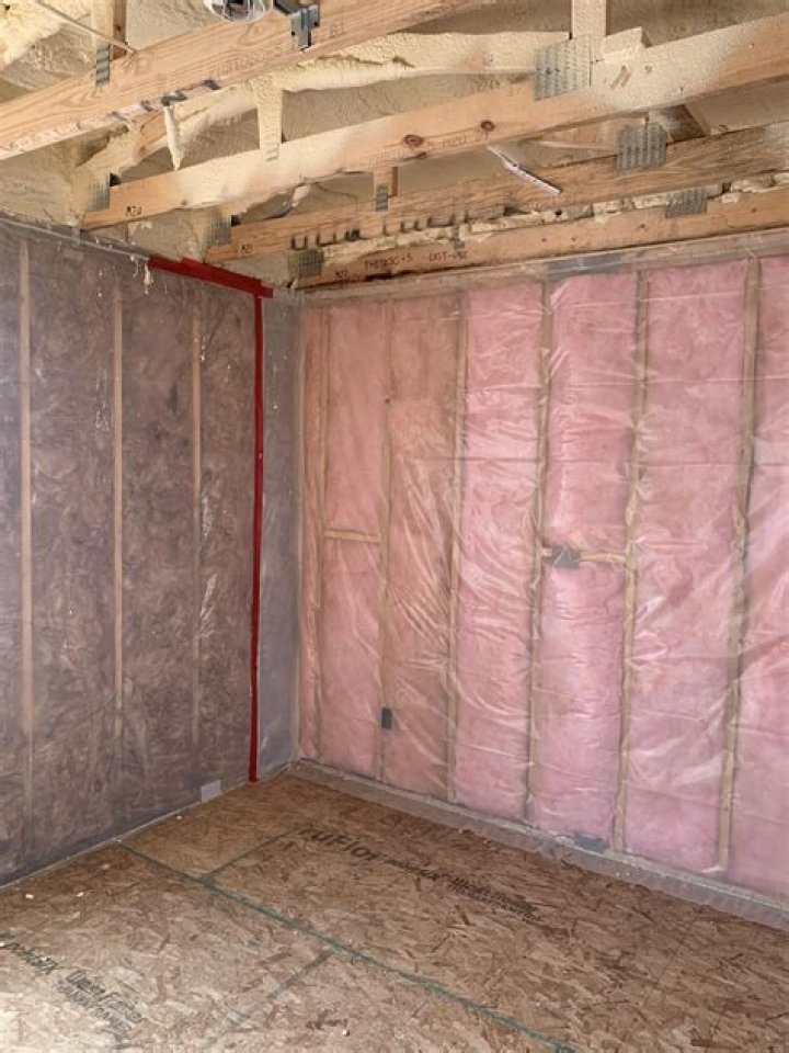 Does Tyvek help insulation