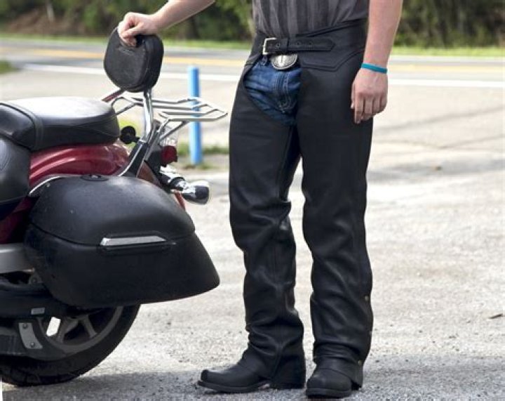How long should motorcycle chaps be